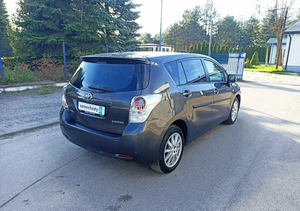 Toyota Verso cena 39900 przebieg: 168364, rok produkcji 2011 z Krynki małe 92